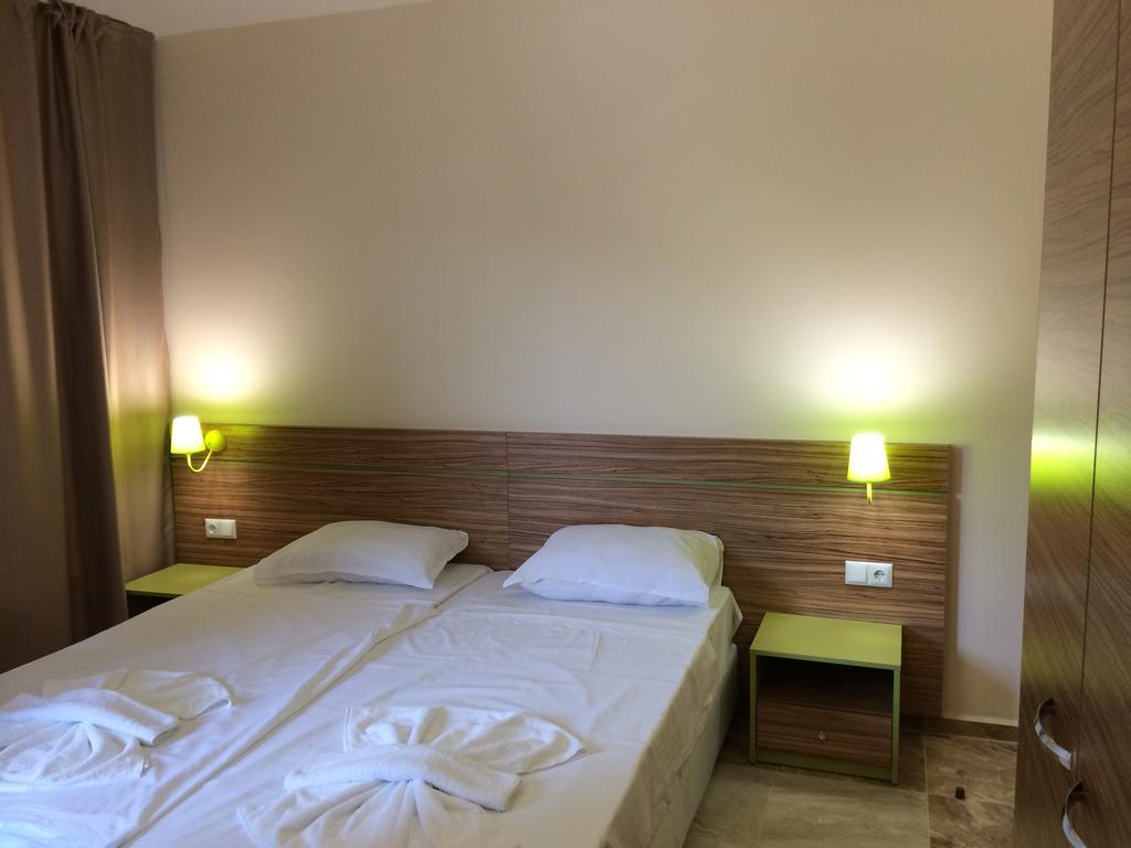 Tm Deluxe Hotel Sunny Beach Oda fotoğraf