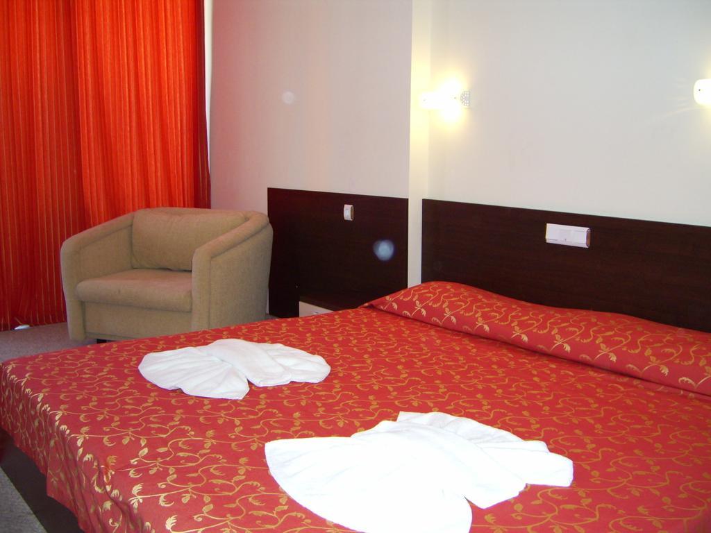 Tm Deluxe Hotel Sunny Beach Oda fotoğraf